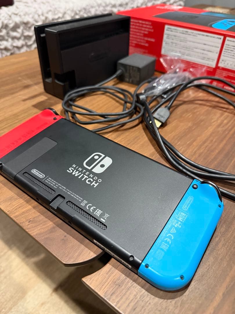 Nintendo Switch 本体 青/赤 Joy-Con 箱付き
