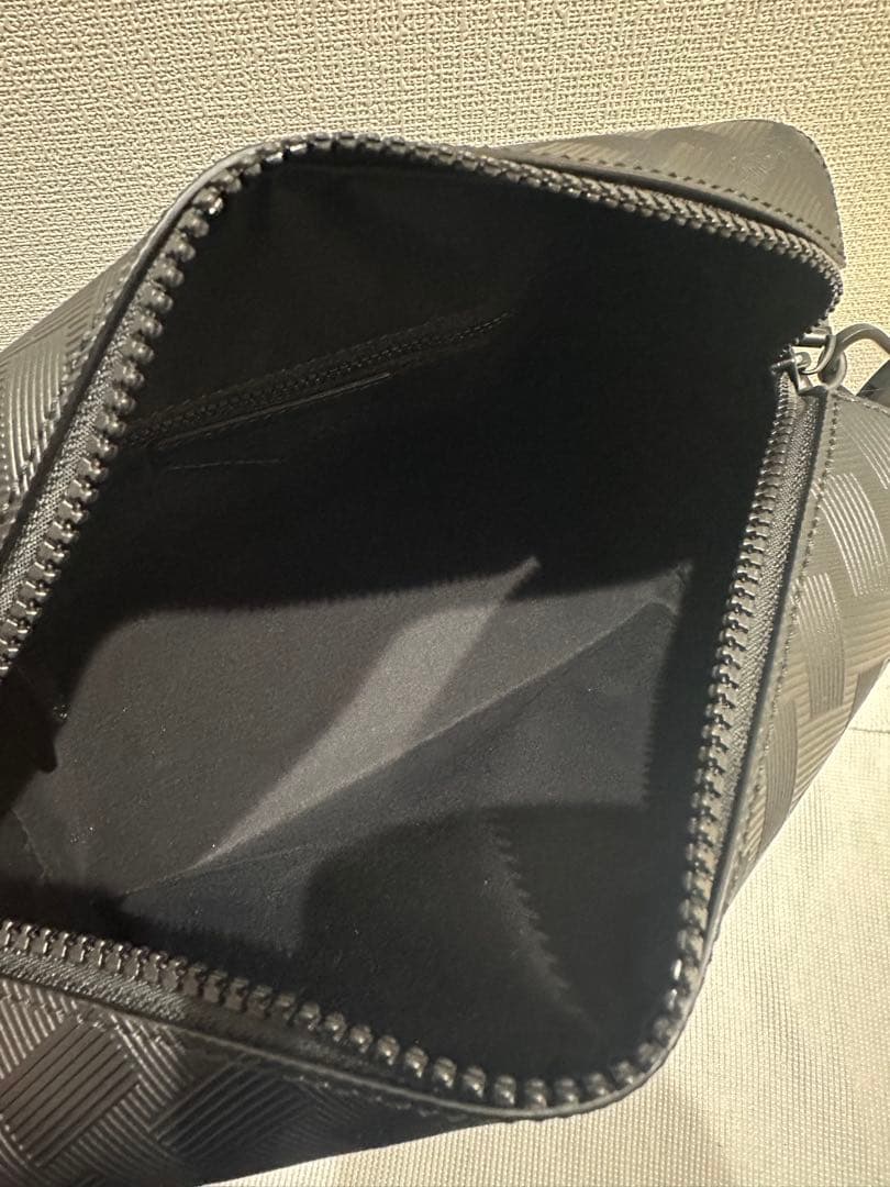 美品　MONTBLANC モンブラン　メンズ　ボディバック