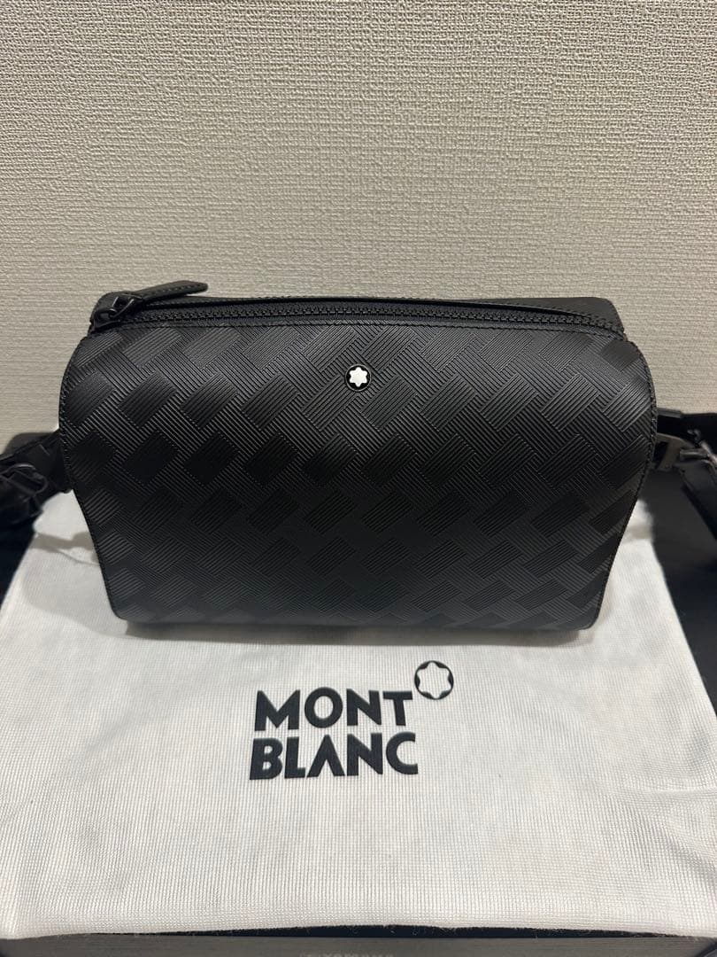 美品　MONTBLANC モンブラン　メンズ　ボディバック