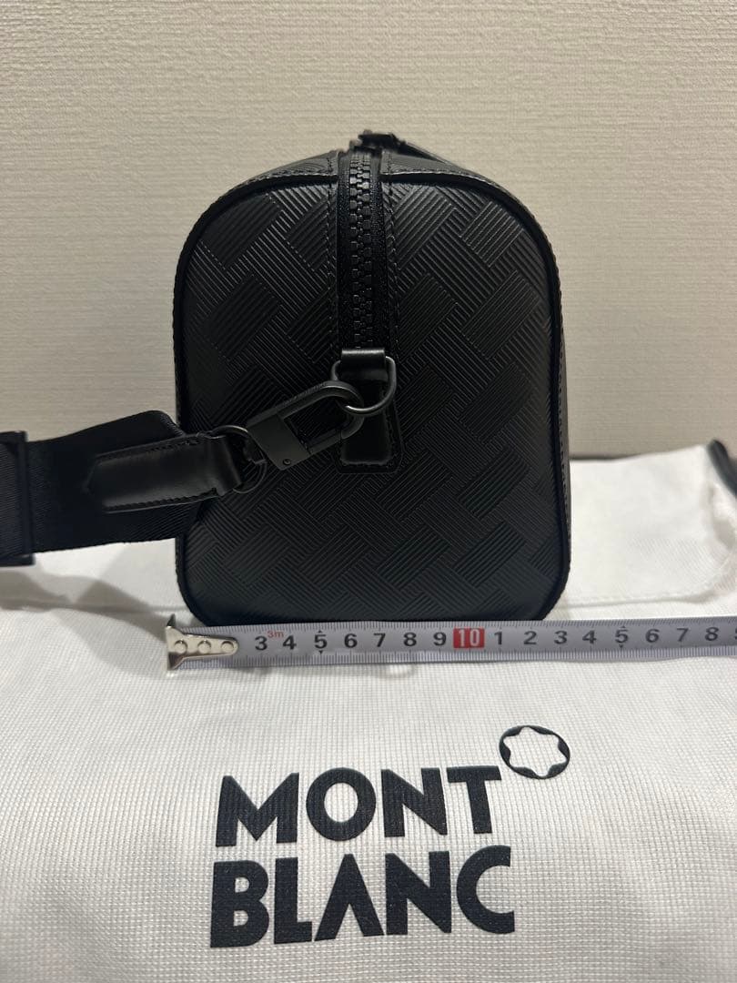 美品　MONTBLANC モンブラン　メンズ　ボディバック