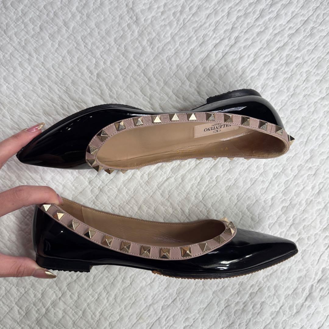 VALENTINO GARAVANI ロックスタッズフラットシューズ 黒