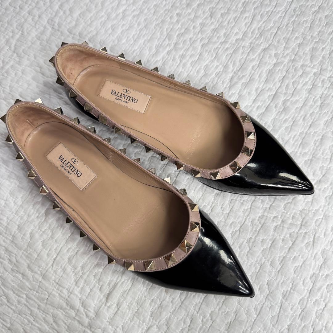 VALENTINO GARAVANI ロックスタッズフラットシューズ 黒