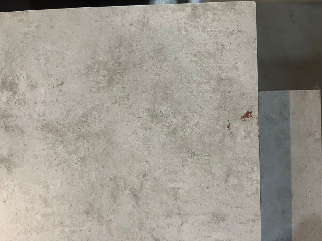 コンクリート調　ローテーブル