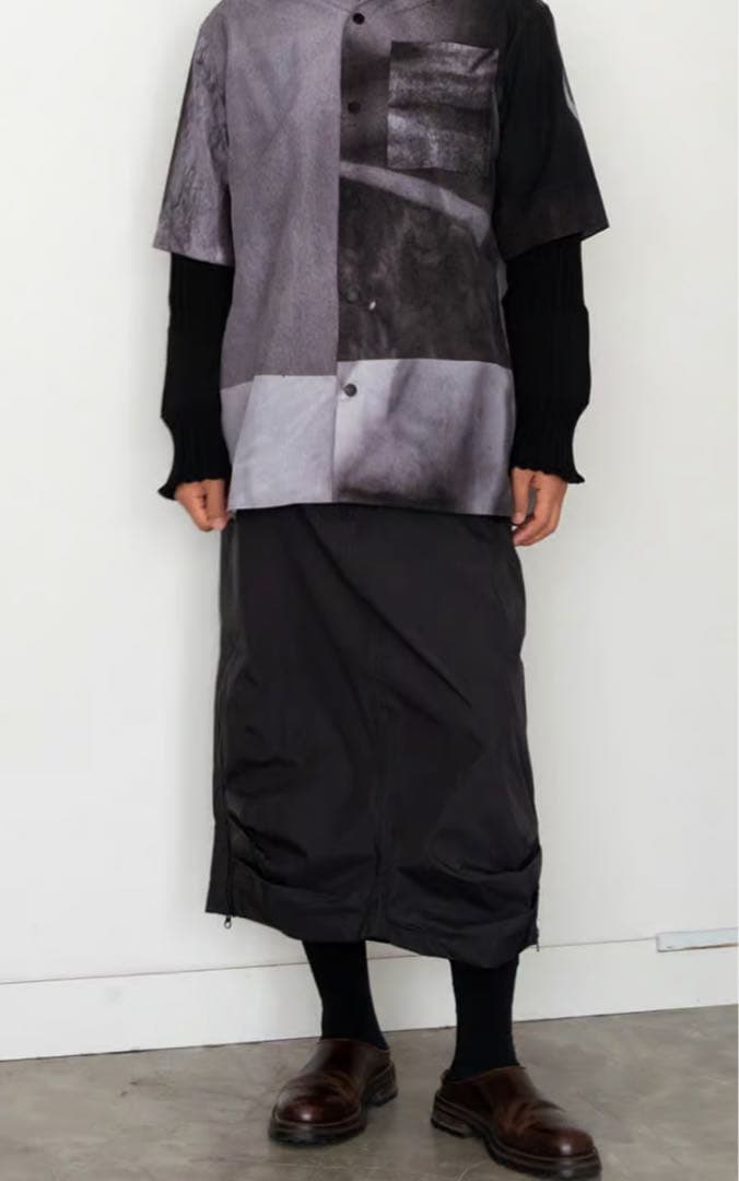 パンツ GR10K ARC SKIRT 48 ASFALT GREY