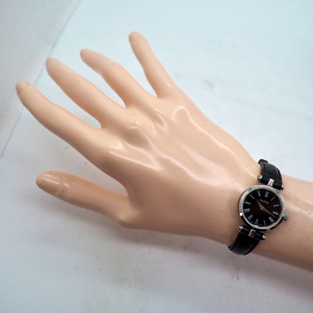 448 稼働【美品】GUCCI時計　レディース ブラック シルバー サイドライン