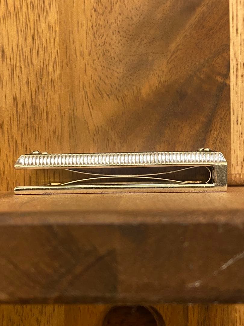 Louis Vuitton ルイヴィトン　ブラックレザーマネークリップ