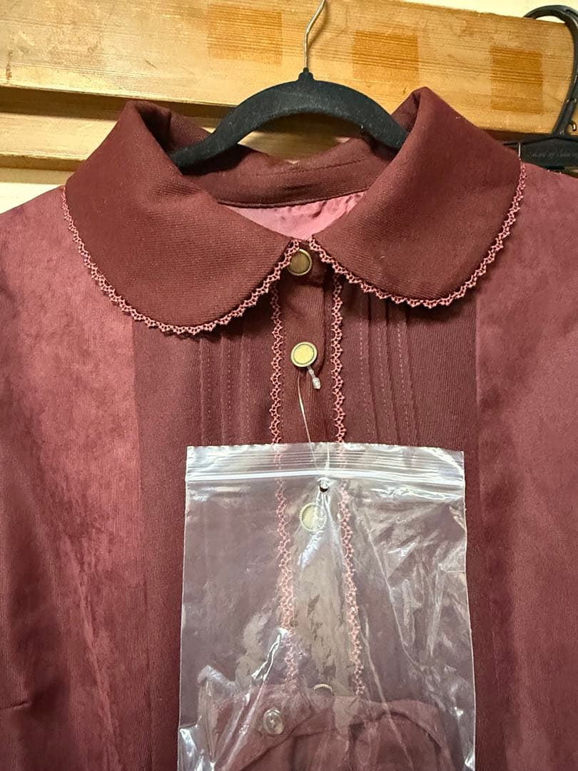 新品　くる実 ノエル・ド・メモワール ワンピース 5L しまむら　ワインレッド