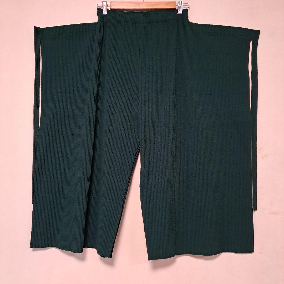 美品★ISSEY MIYAKE　me★ デザインワイドパンツ グリーン