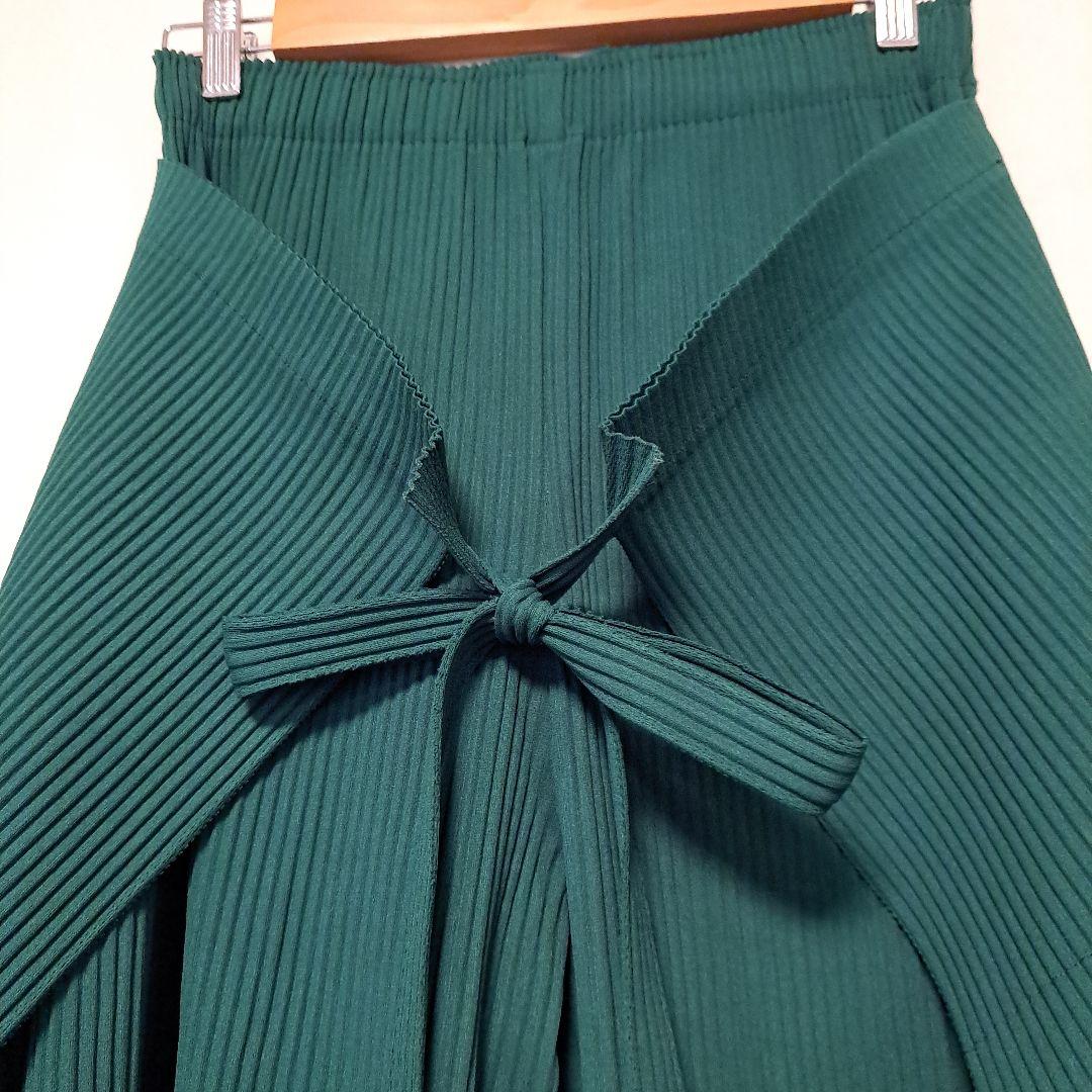 美品★ISSEY MIYAKE　me★ デザインワイドパンツ グリーン