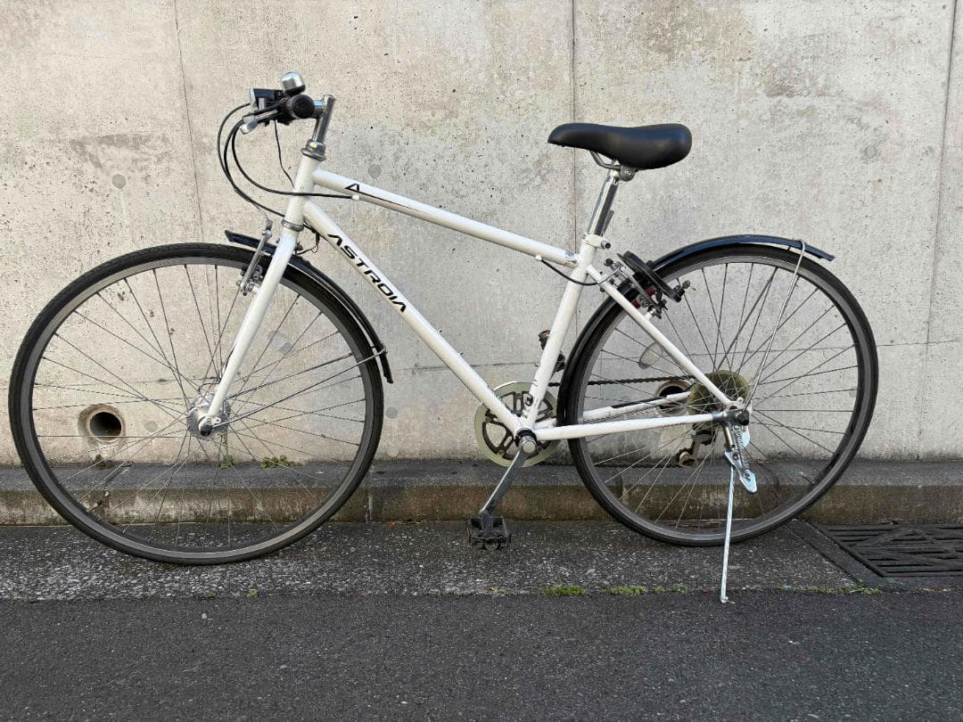 引取限定 イオンバイク アストロイア クロスバイク 700C 6段変速 ホワイト