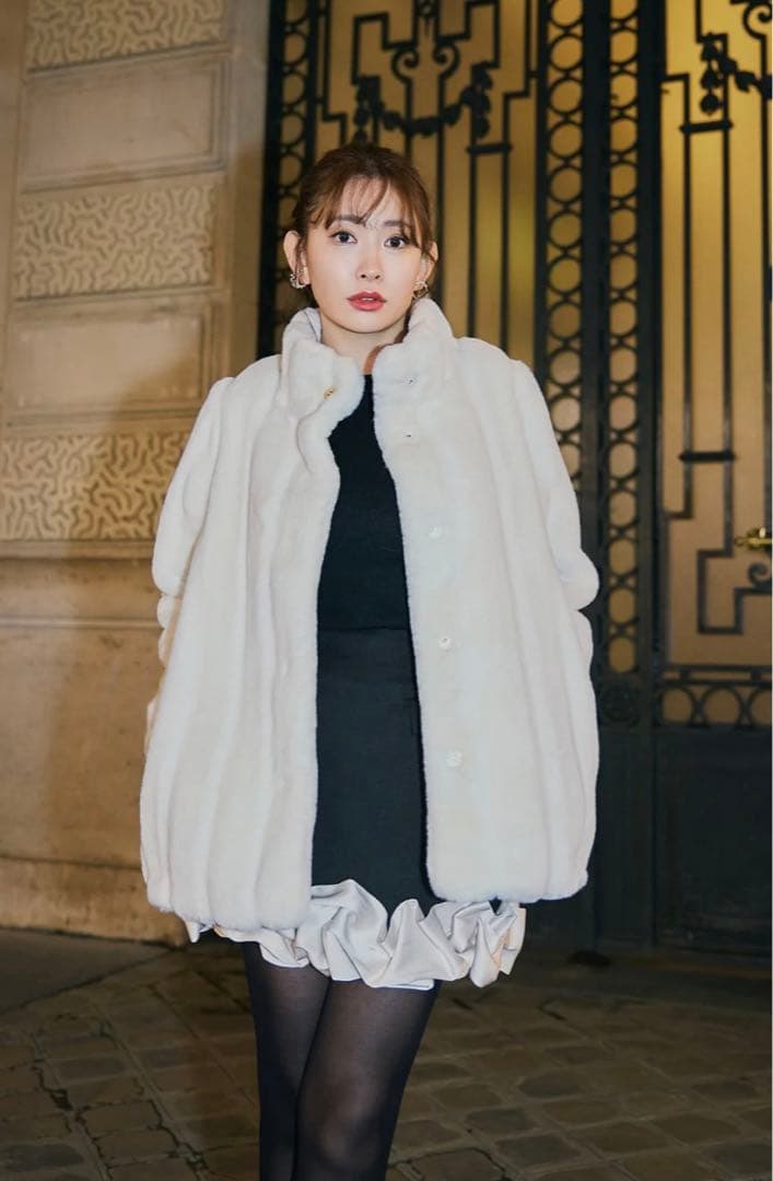 ジャケット・アウター Winter Love Faux Fur Long Coat