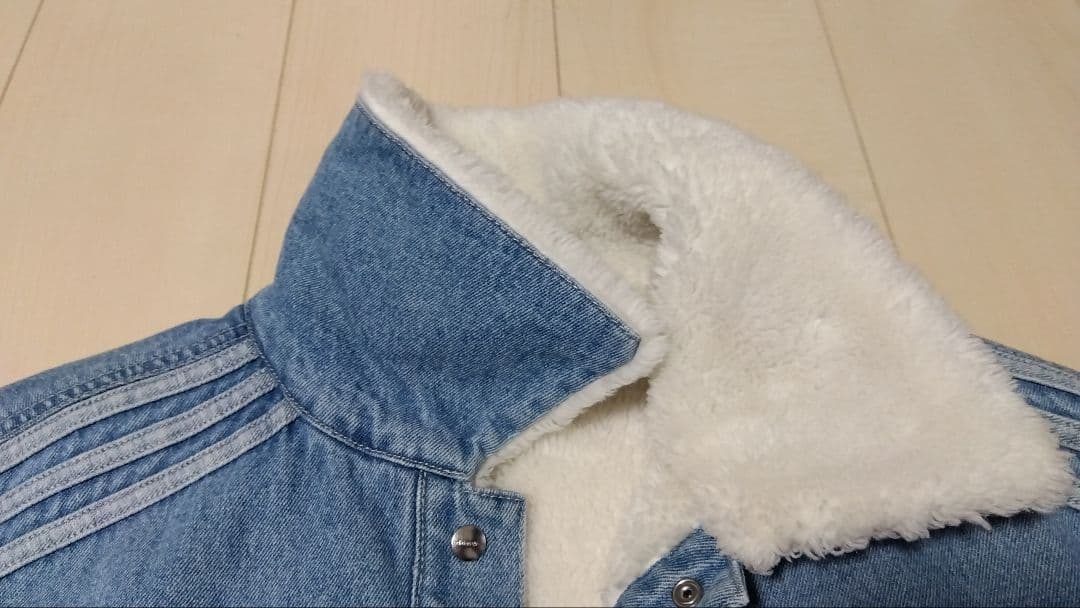 【S】adidas ボア　襟付き　デニム　ジャケット 　レディース　XS