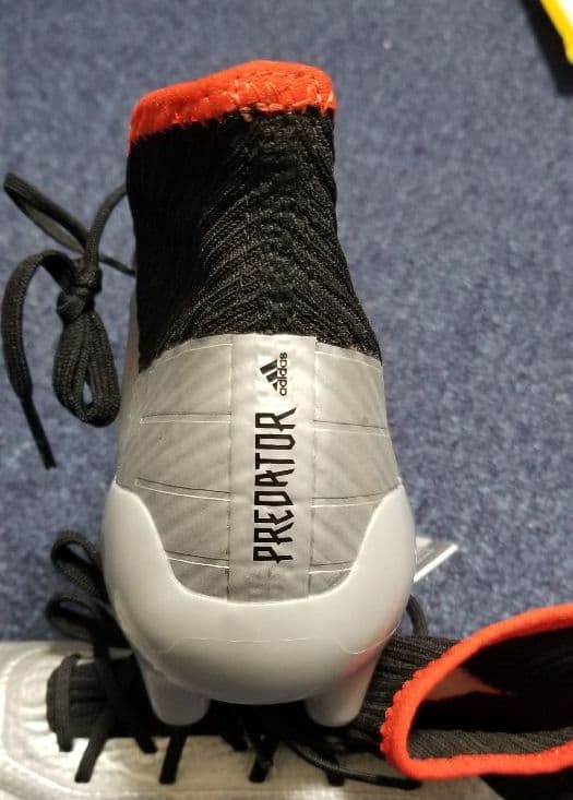 サッカー、スパイク、プレデター、サイズ28.0cm、新品、未使用です。