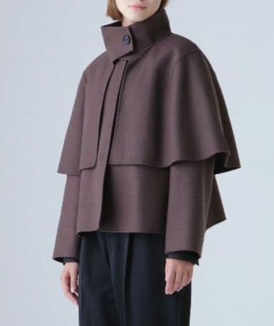 2022AW ADORE ライトリバーケープ付き ノーカラージャケット