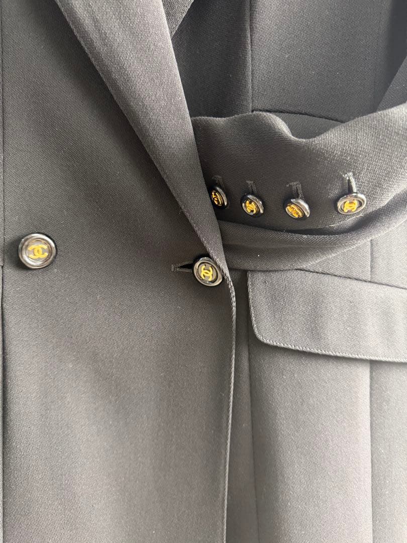 ななこ！！シャネル ヴィンテージコート