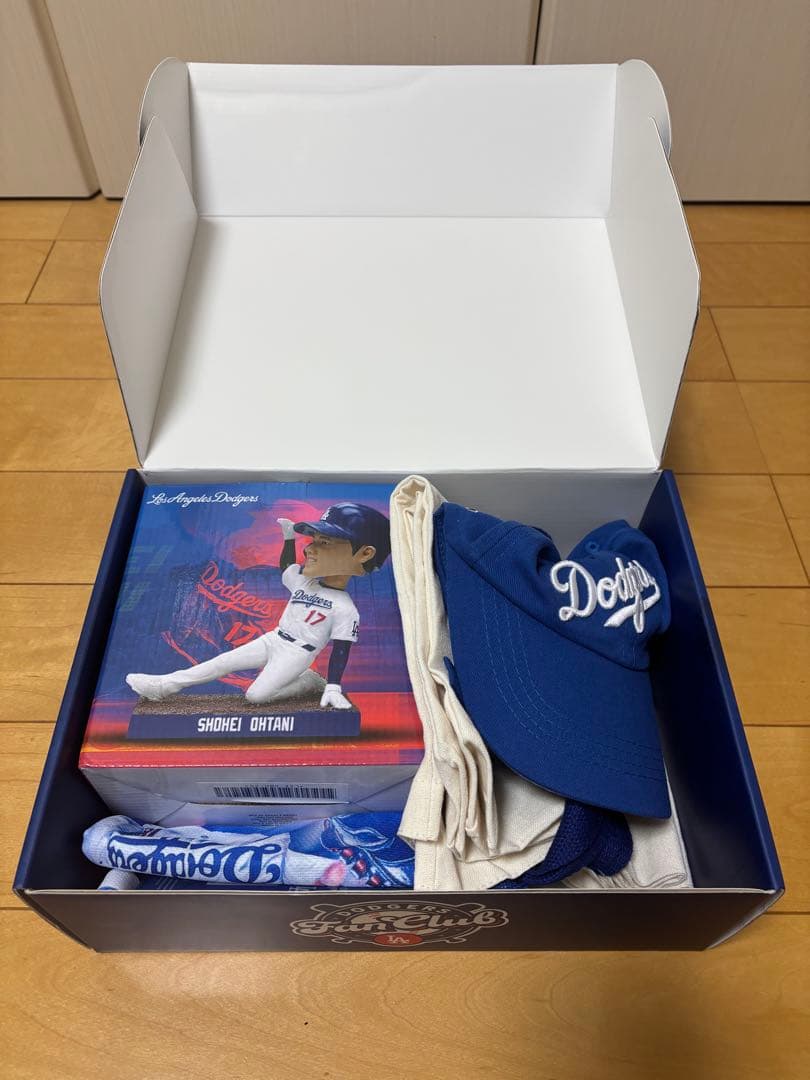 ファンクラブ会員限定 大谷翔平 ボブルヘッド MVP会員限定ベース破片チケット