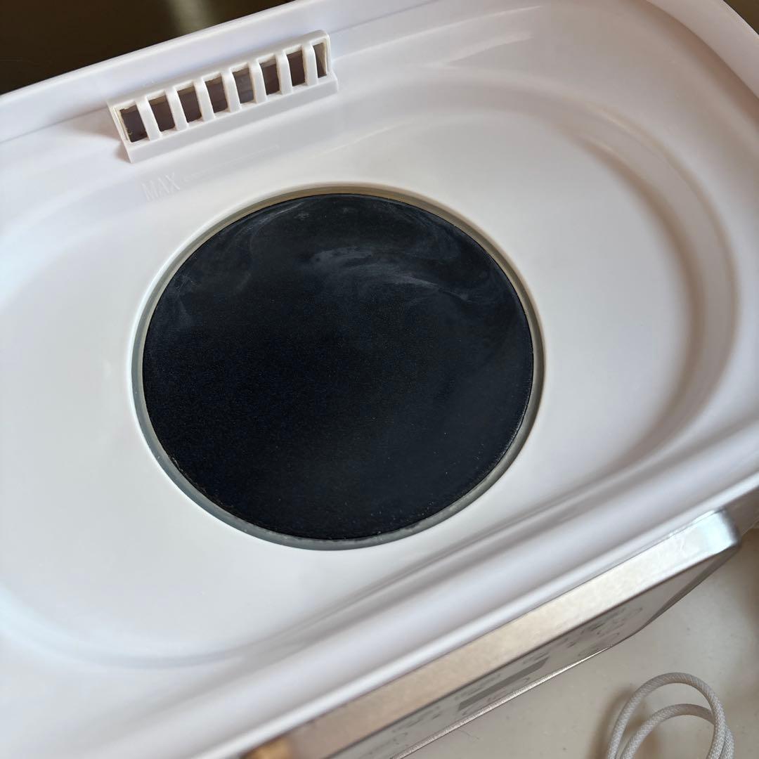 LARUTAN 哺乳びん除菌乾燥機　箱付き