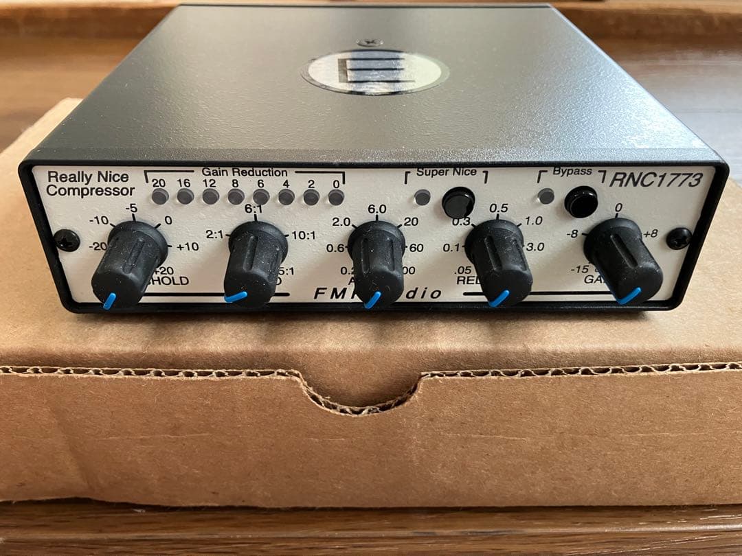 【未使用】Really Nice Compressor RNC1773