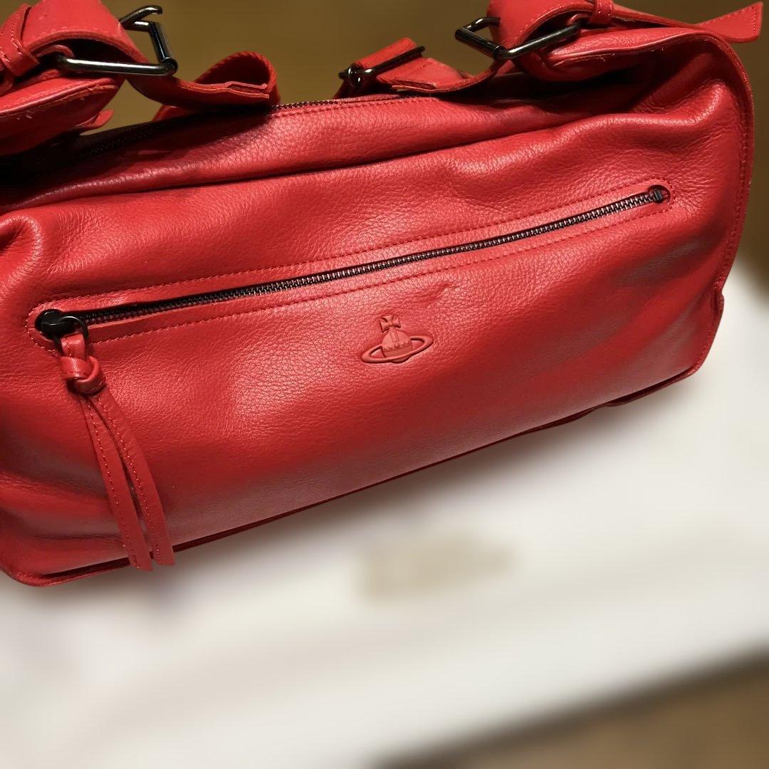 ヴィヴィアン　ウエストウッド　ショルダーバッグ　赤
