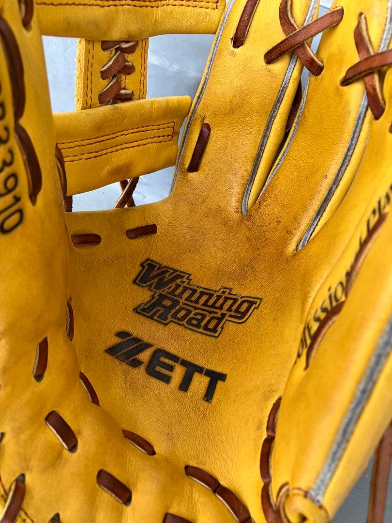 ZETT Winning Road イエローグローブ BRGB33910