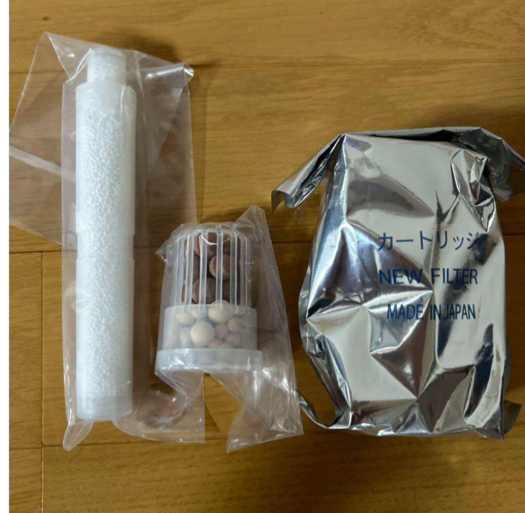 ガイアの水135 蛇口用カートリッジ、シャワーヘッド浄水器のカートリッジ