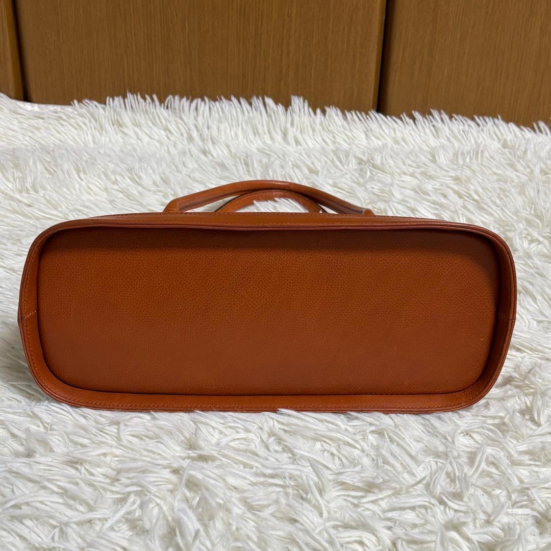 ヴァレンティノガラヴァーニ 2WAY フリンジ ドーム型 ショルダーバッグ 茶