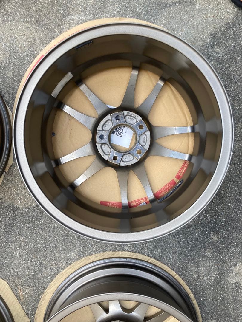 17インチ 7.0JJ DIREZZA ブロンズゴールド4本　名古屋市引き取り