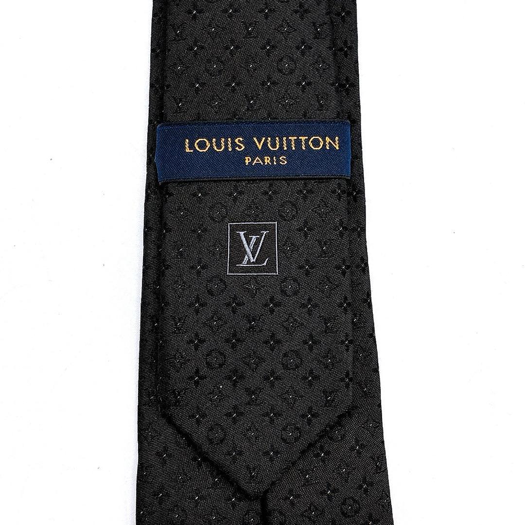LOUIS VUITTON 付属品付 ブラック 総柄 モノグラム柄