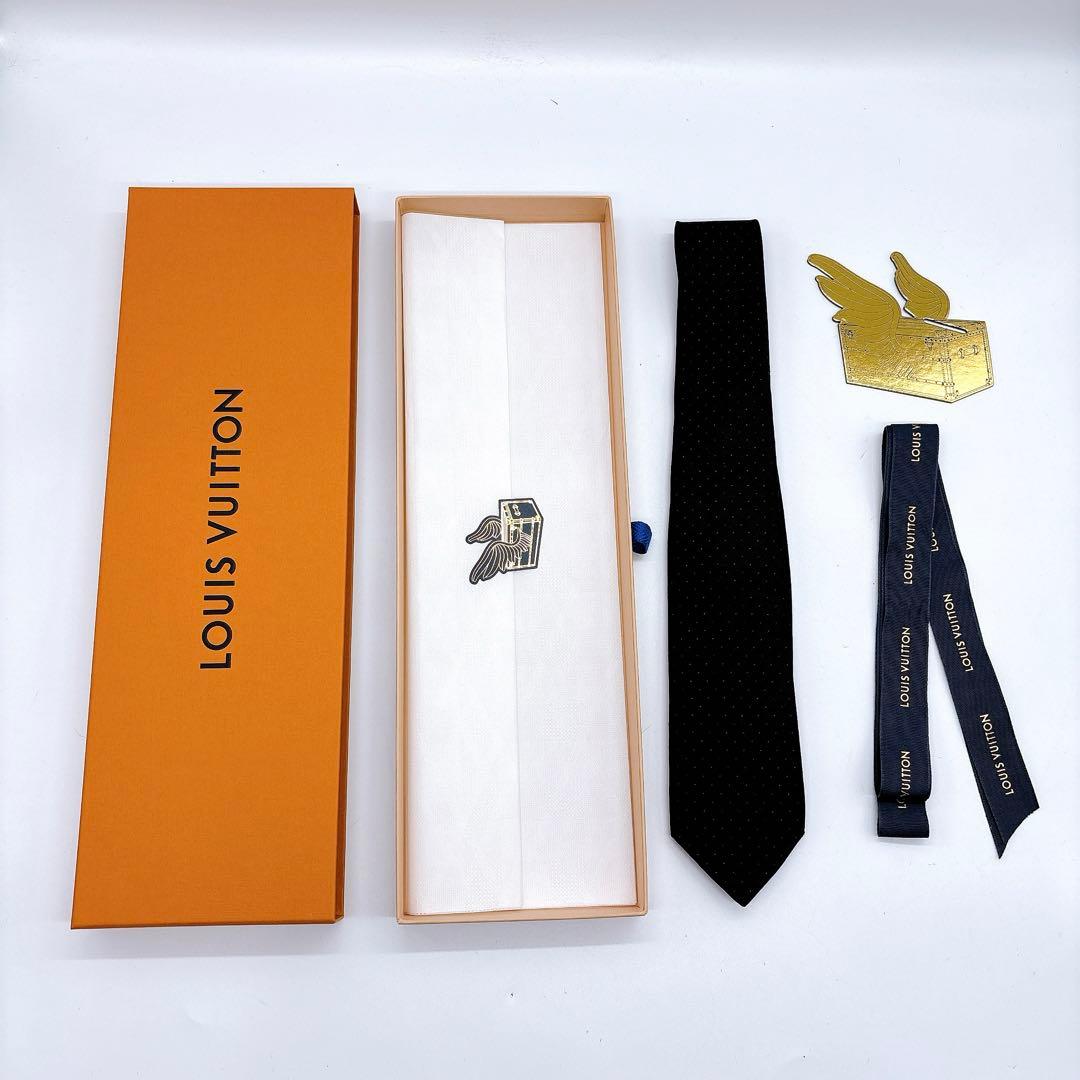 LOUIS VUITTON 付属品付 ブラック 総柄 モノグラム柄