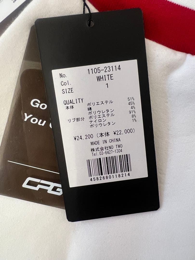 ゴルフウェア　パーカー　スカート