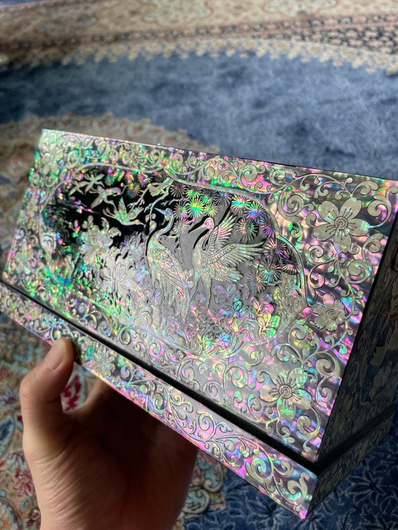 螺鈿細工のジュエリーボックス