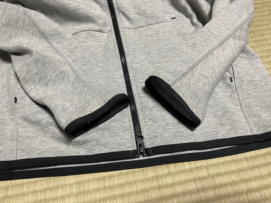 大人気モデル Nike テック　パーカー　パンツ　セット　L