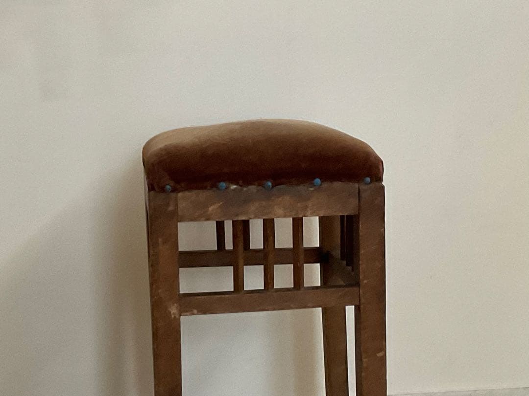 ヴィンテージ　アンティークスツール　透かし三本梯子　椅子　古道具