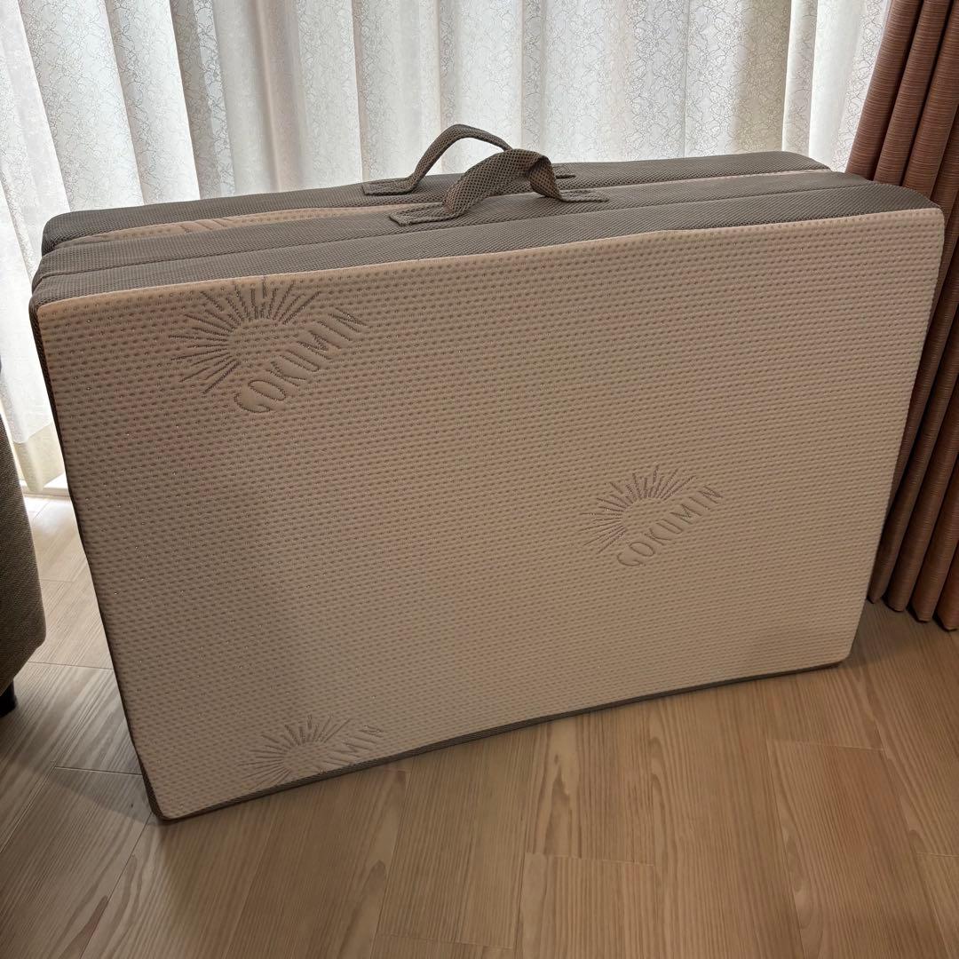 【美品】gokumin プレミアムグランマットレス 3つ折り シングル