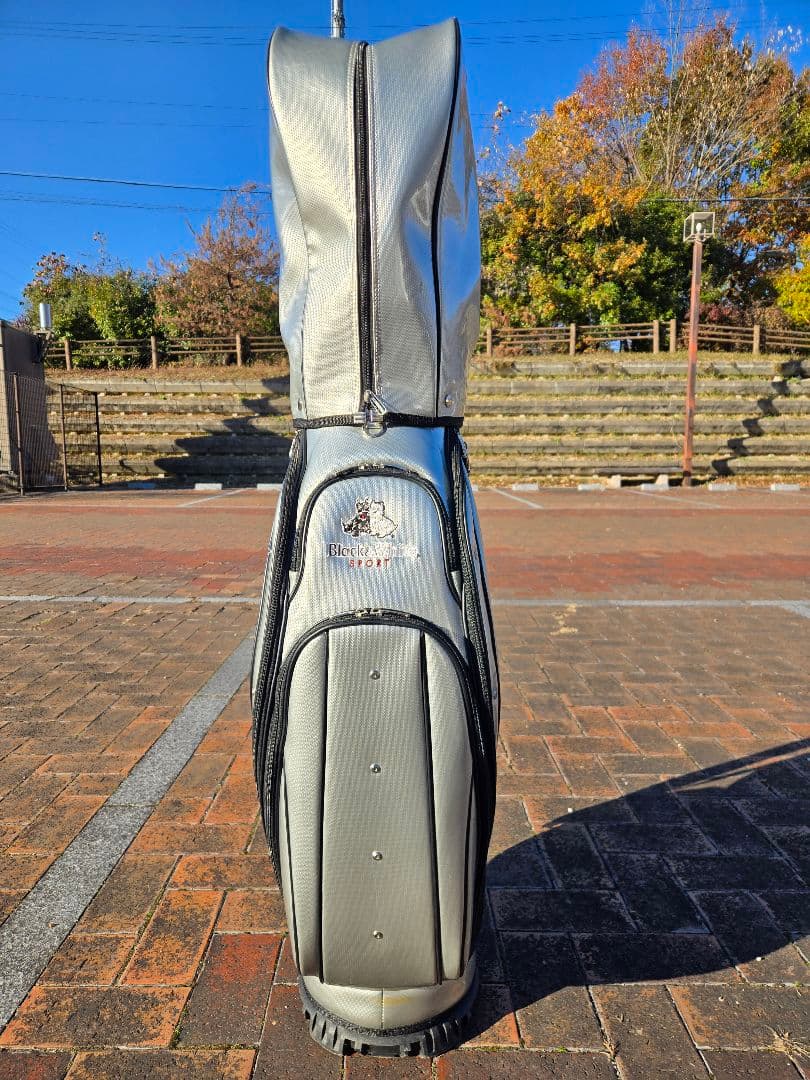 Black&White　ブラック&ホワイト　9型エナメルキャディバッグ　刺繍