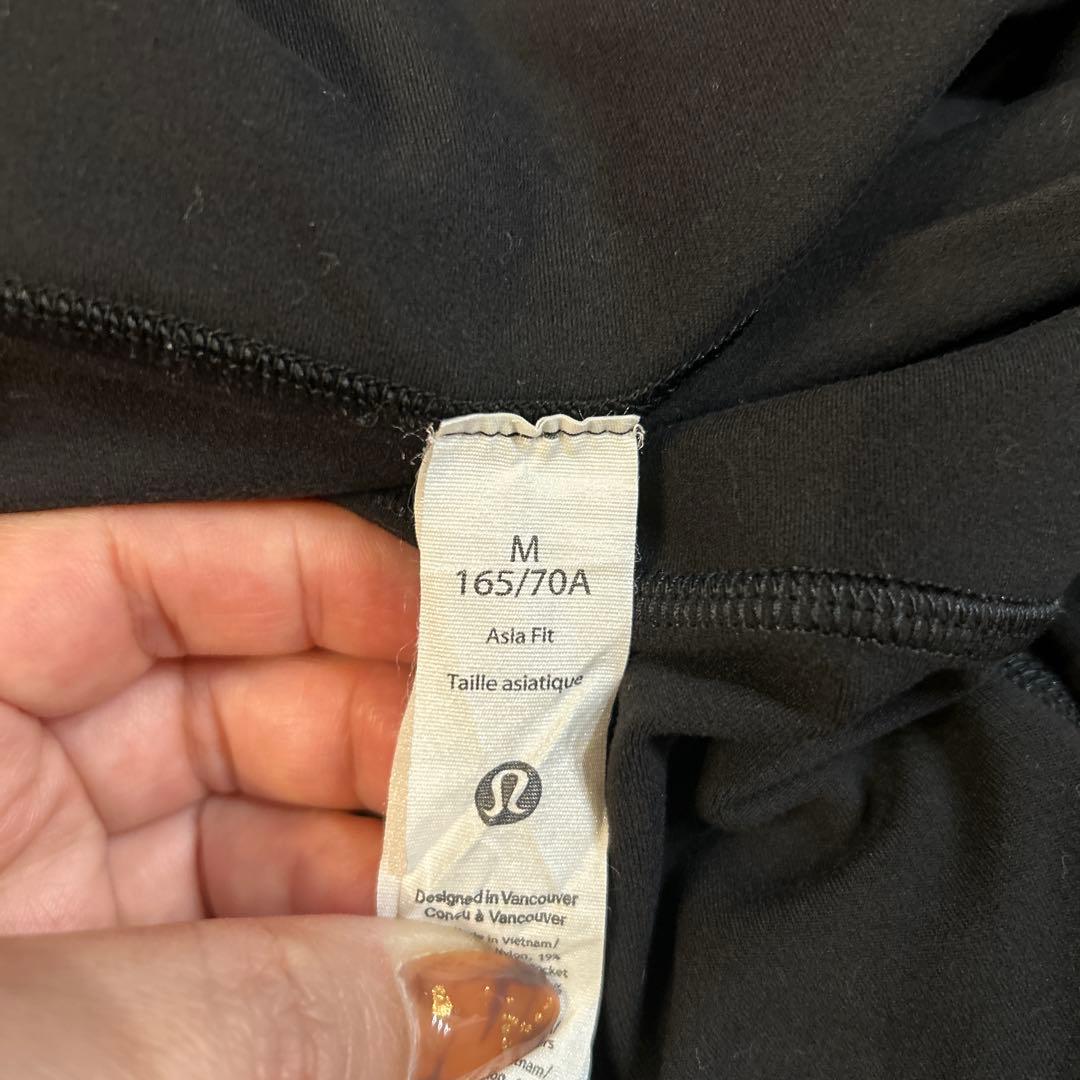 ルルレモン フレアレギンス黒　Mサイズ