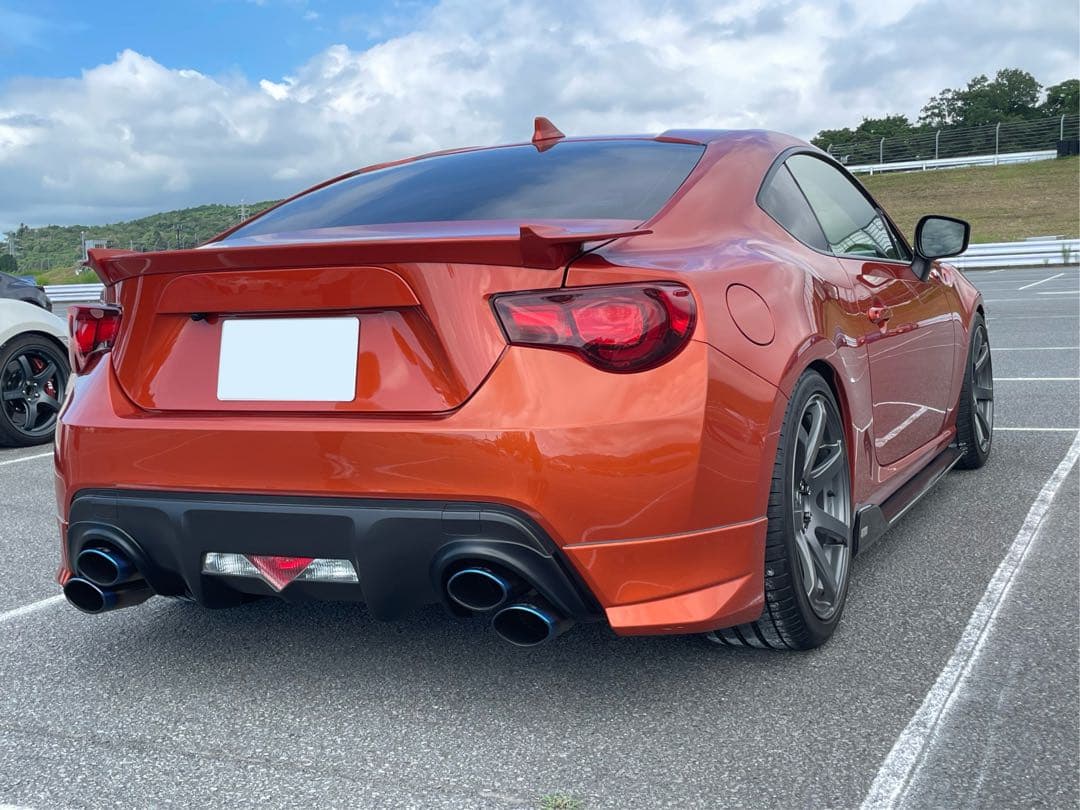 TOM'S LEDテールランプ 86 ZN6 レッド