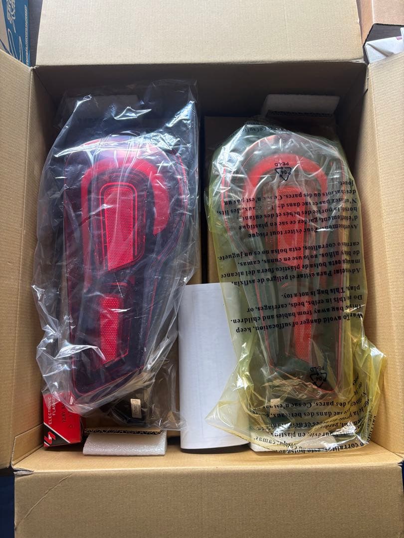 TOM'S LEDテールランプ 86 ZN6 レッド