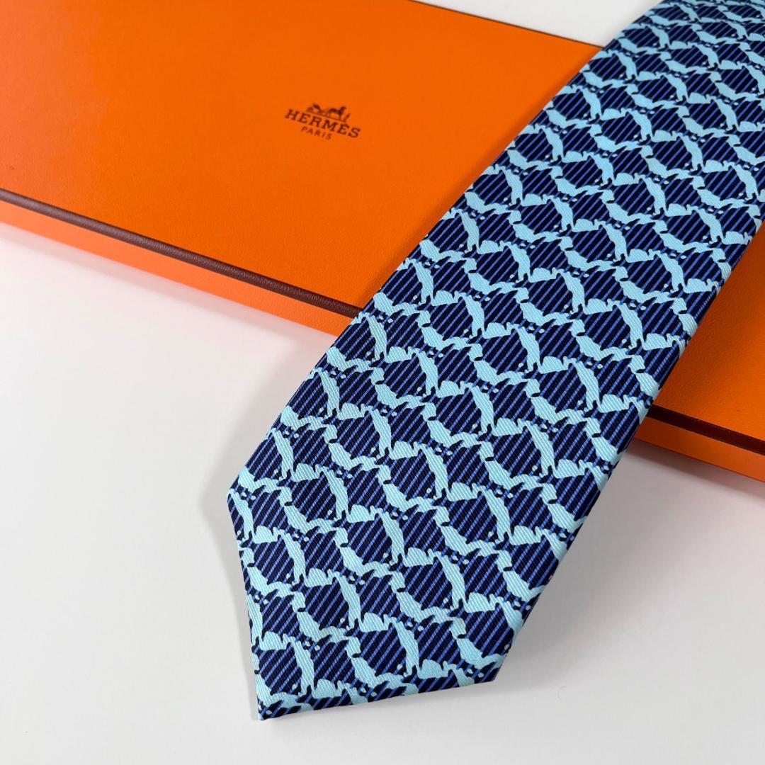 美品 HERMES エルメス ネクタイ シルク100% ブルー フィッシュ柄