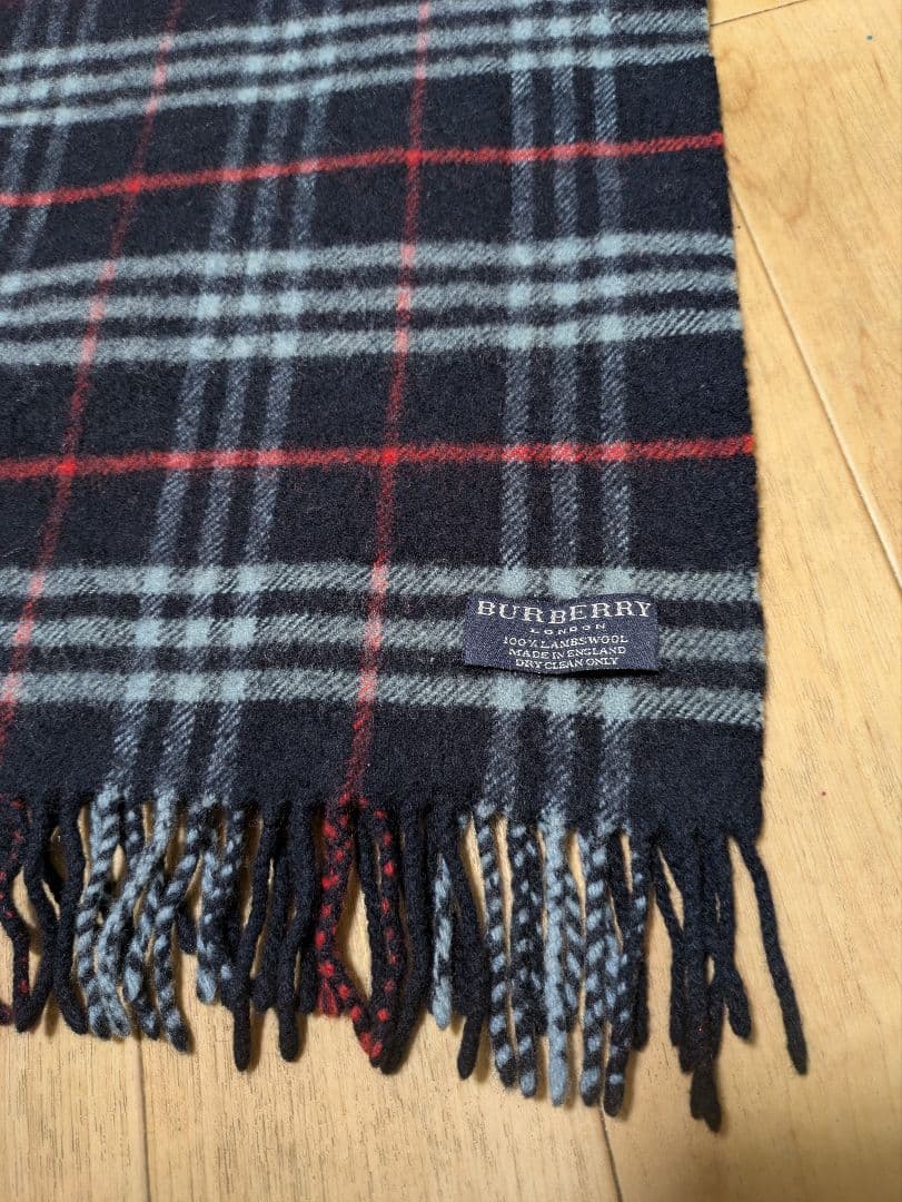 未使用品暖かいロングBURBERRY チェック柄 マフラー ネイビー