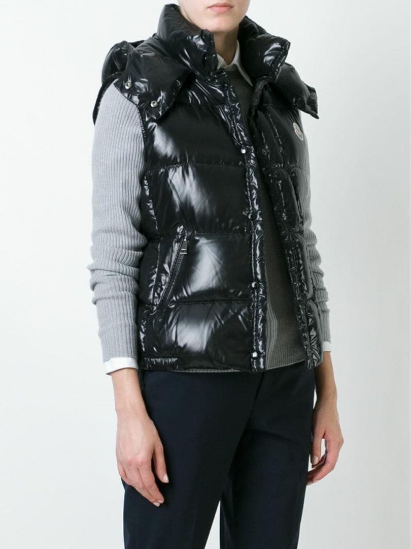 【極美品】MONCLER ダウンベスト GALENE ブラック　ツヤ　00