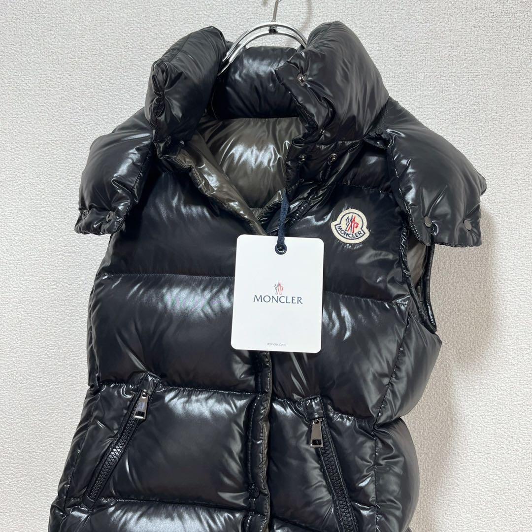 【極美品】MONCLER ダウンベスト GALENE ブラック　ツヤ　00