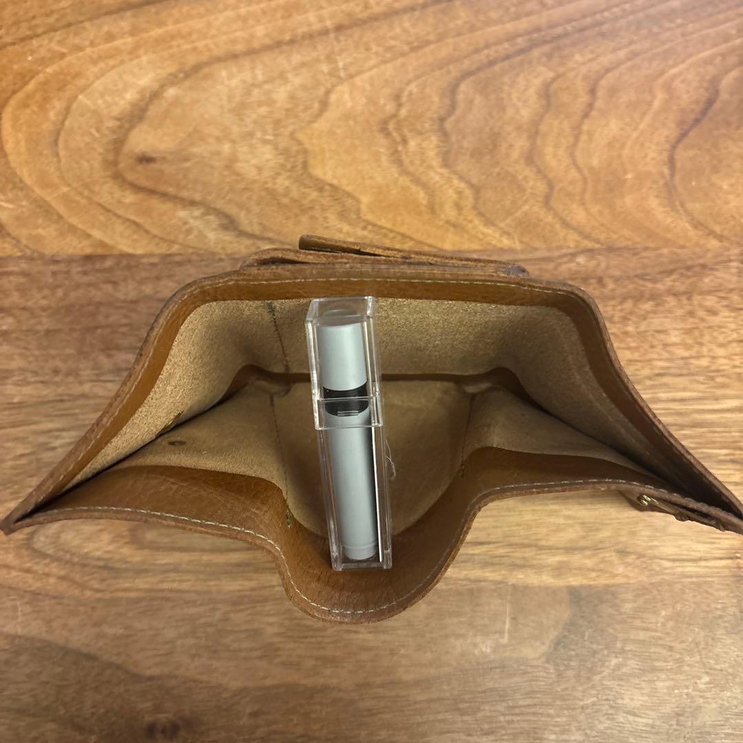 【日本限定】IL BISONTE 折り財布 トリフォルドウォレット ロゴビアンコ