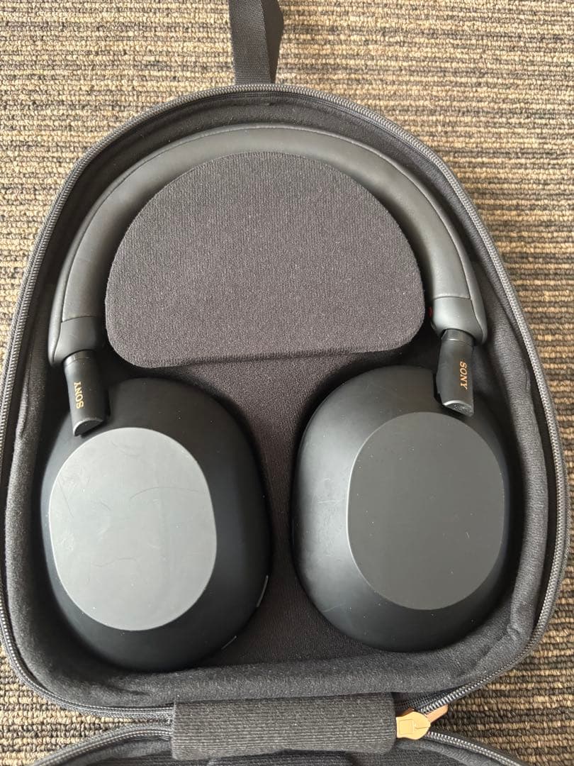 SONY WH-1000XM5 ★美品★