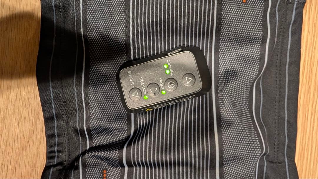 SIXPAD EMS腹筋ベルト Mサイズ