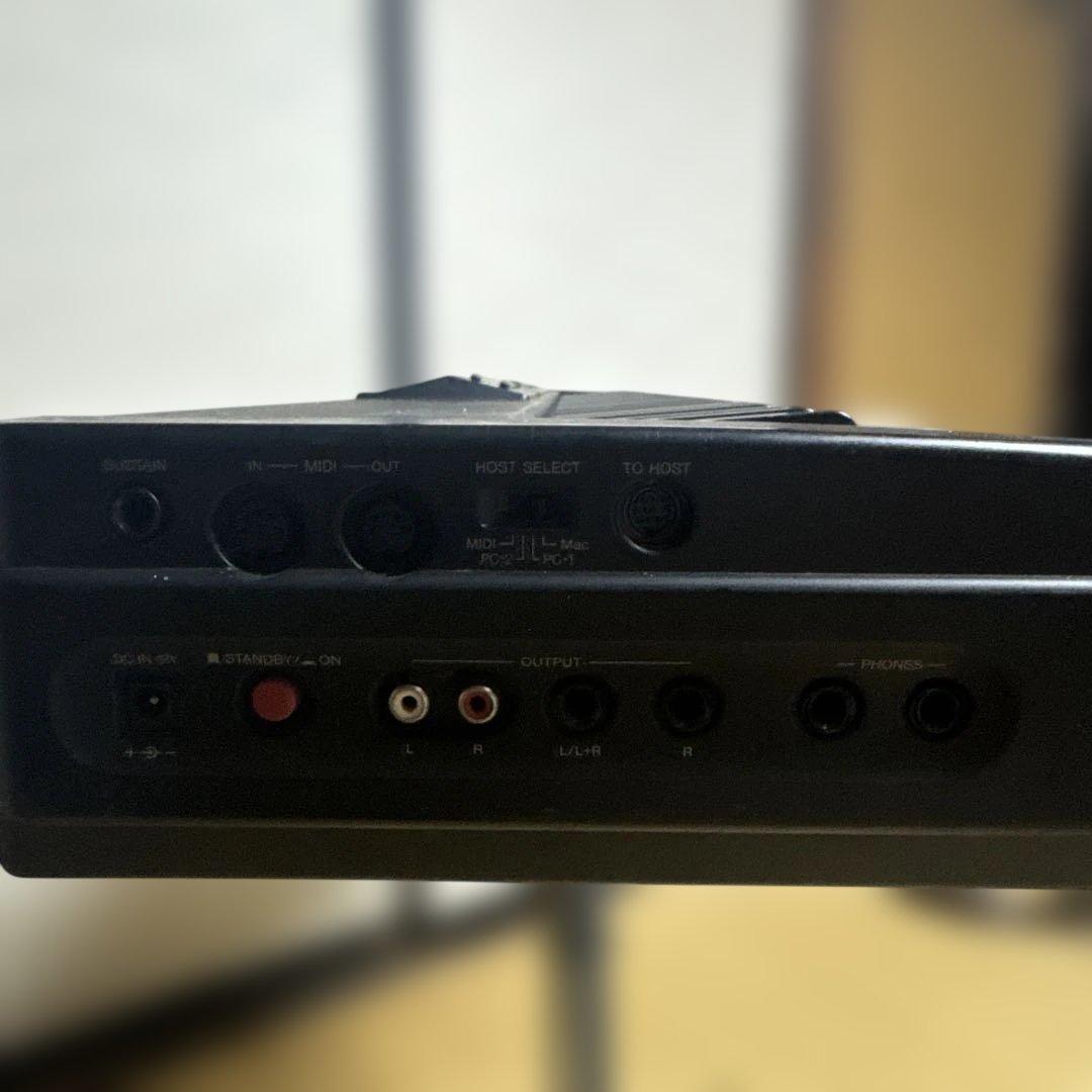 はじめ　YAMAHA ヤマハ　電子ピアノ P-80 88鍵盤　スタンド付き