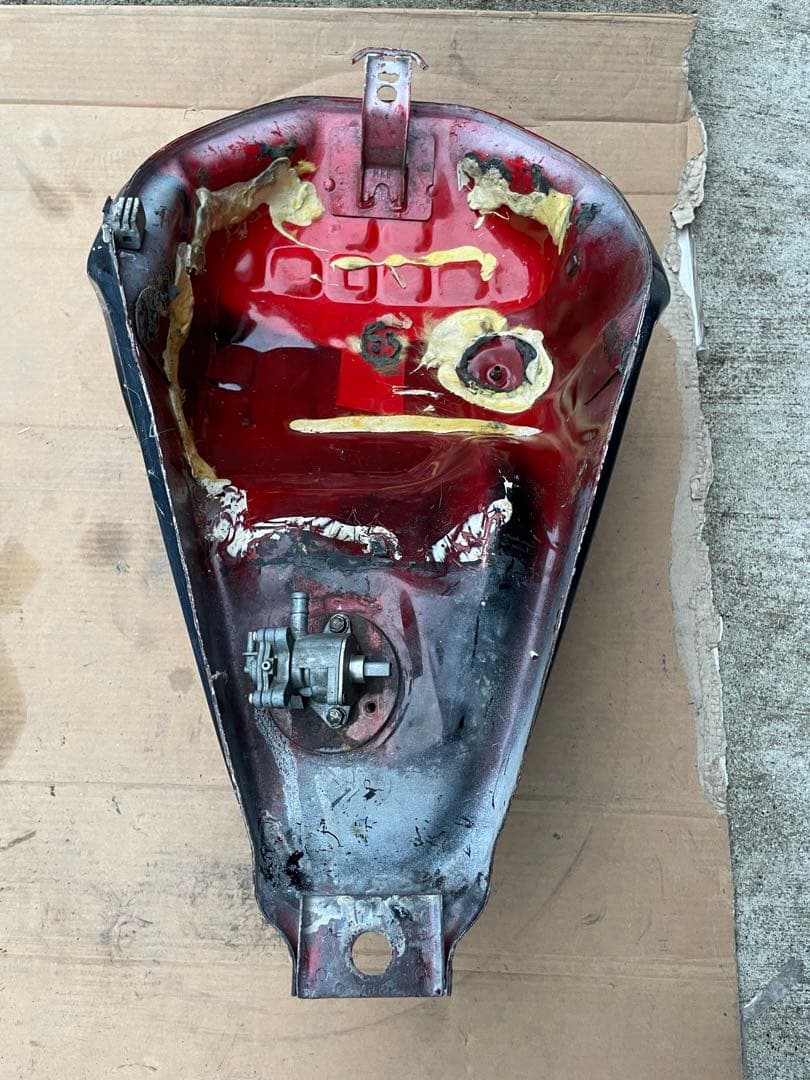 nc30 ガソリンタンク　VFR400r