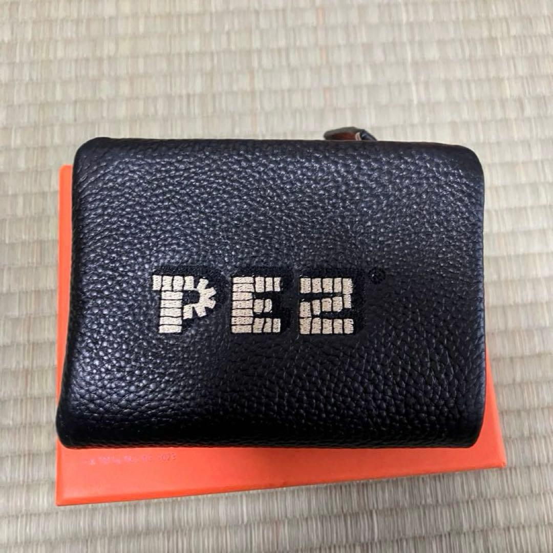 PEZ（ペッツ）x ear】コラボ/本革/コンパクト/刺しゆう折り財布