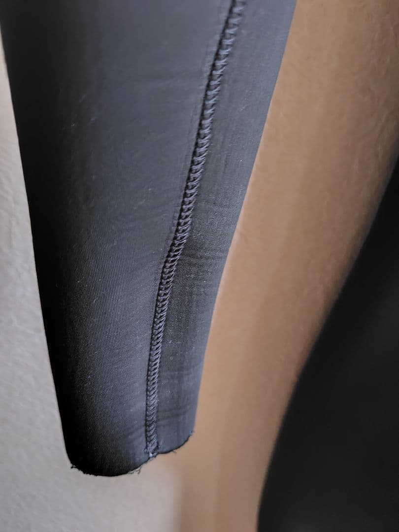 クイックシルバーQuicksilverフルスーツ4×3ミリUSED