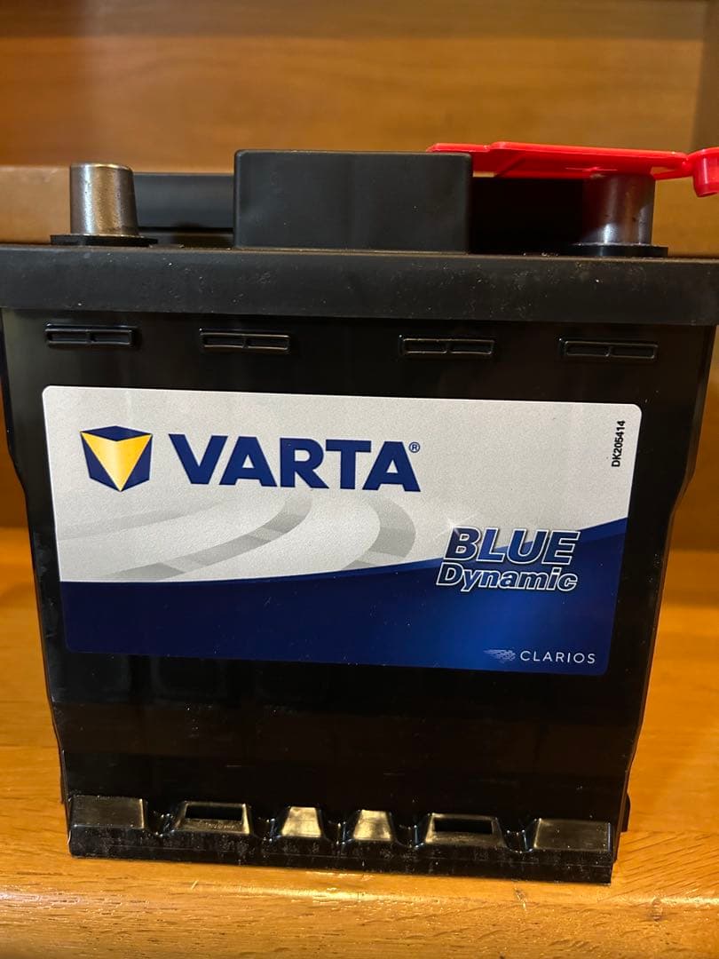 VARTA BLUE Dynamic LN0 12V 44Ah バッテリー